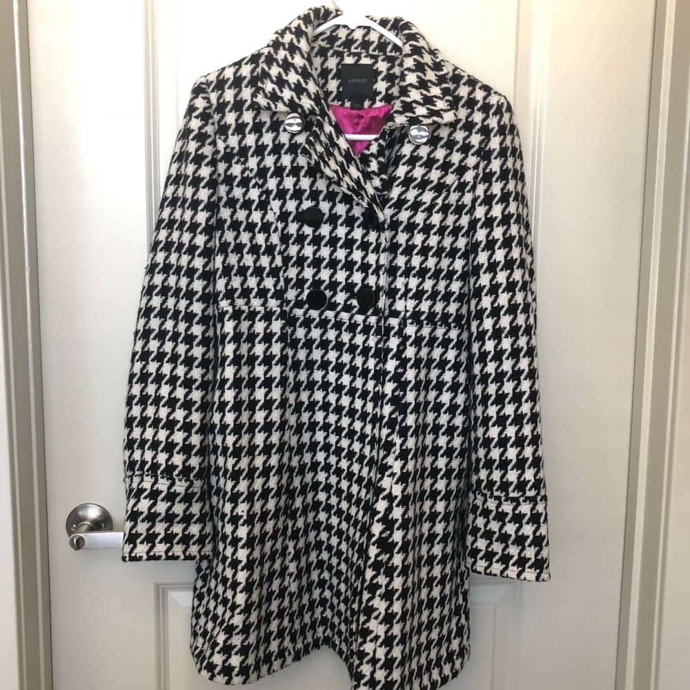 Hounds Tooth Coat